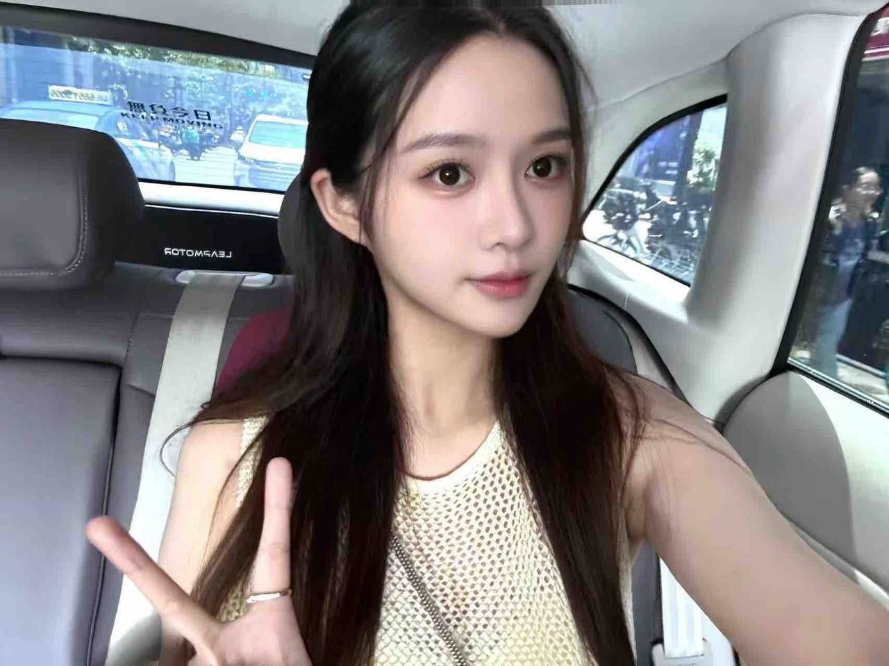 022158fvw43hhhxwcla8cp.jpg
