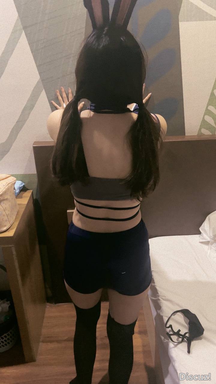 020436j11sxxs9ac9a9dli.jpg